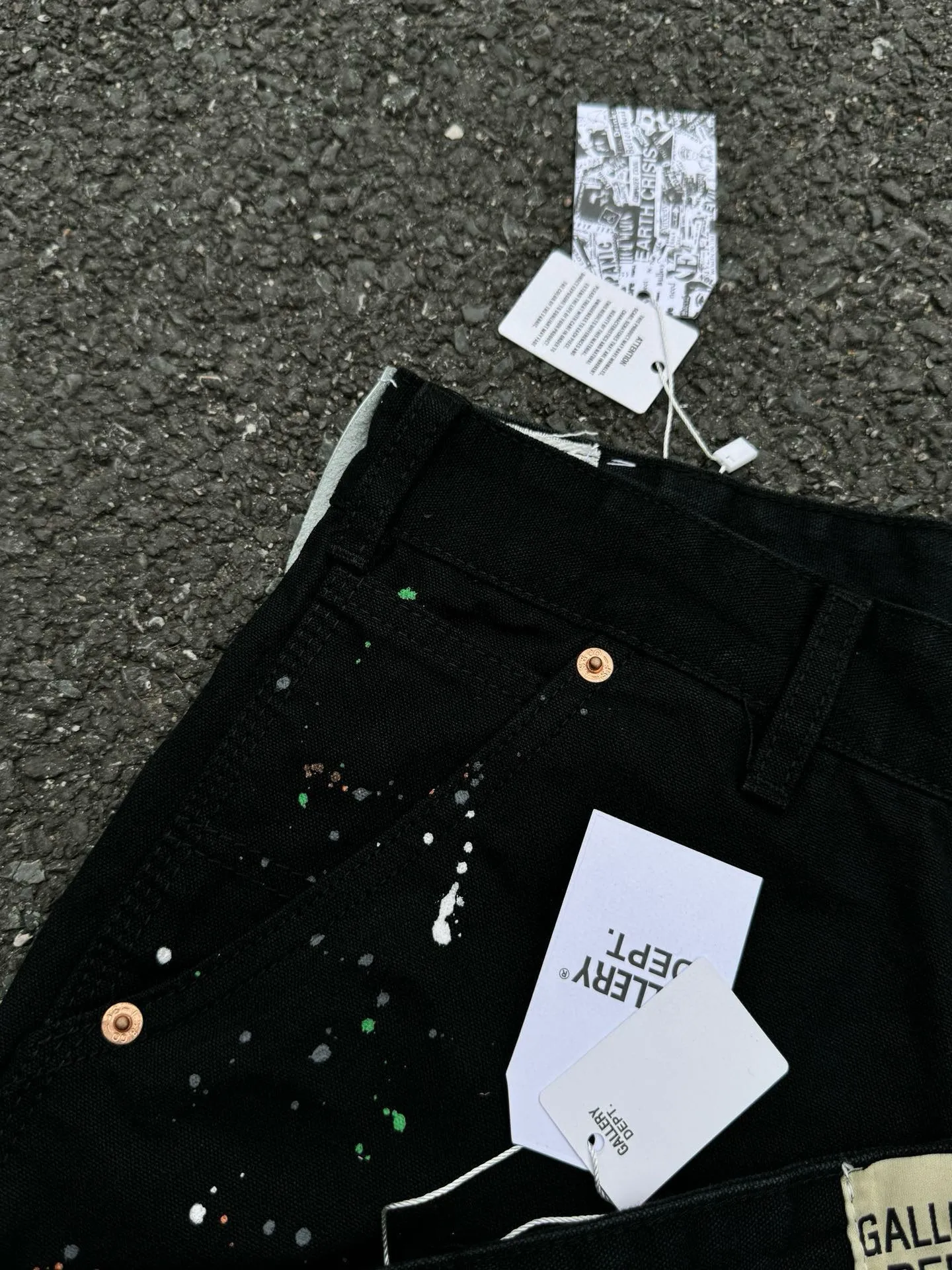 -Size upper body P220#G33 GALLERY DEPT. Spliced ​​washed retro jeans for men and women, high street splash-ink pants, micro-flared casual trousers, trendy couple, same style. Color: black. Size: S-XXL (corresponding to 28-36)